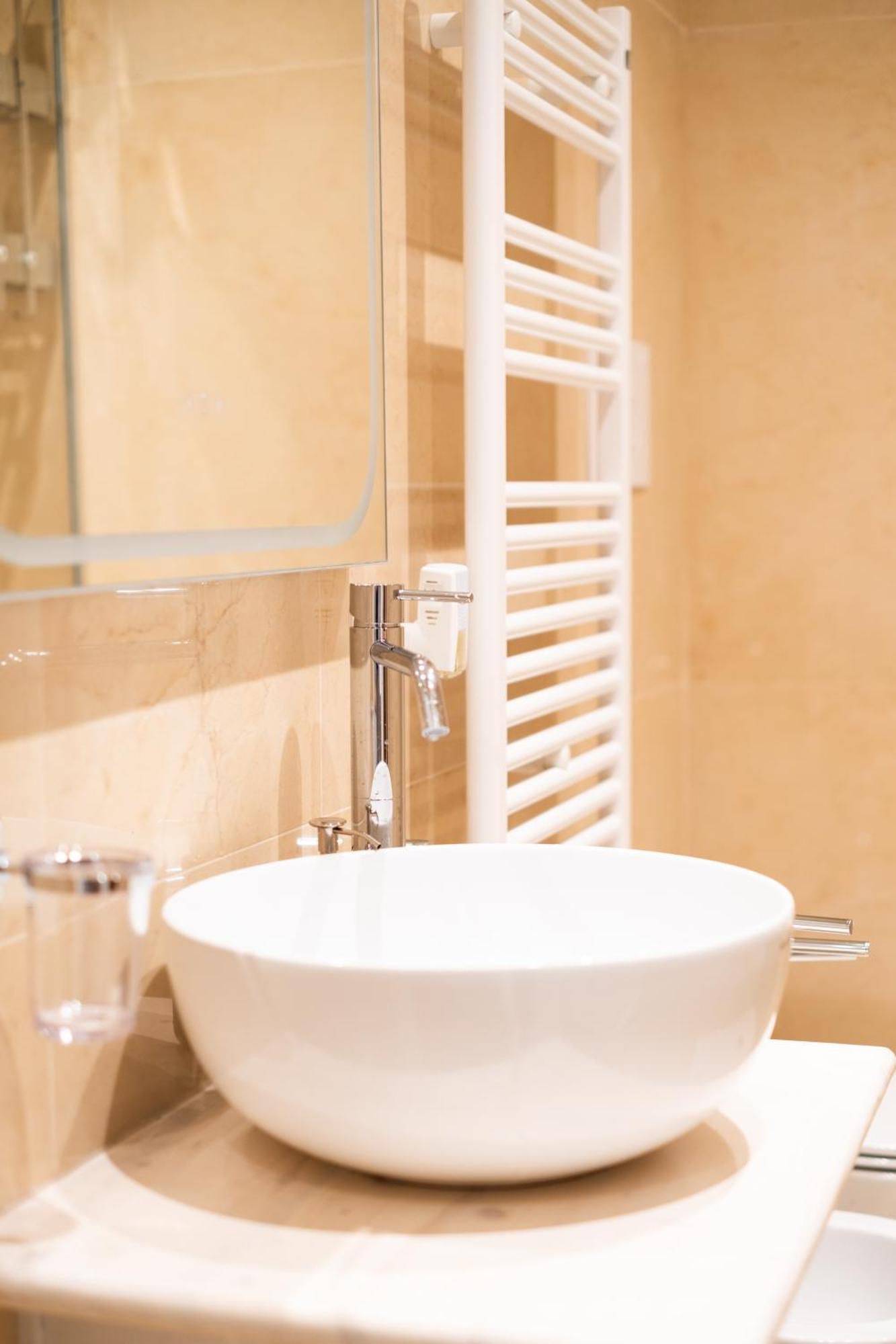 The Apulian Loft Bari - Via Celentano Apartment Ngoại thất bức ảnh